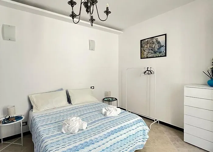 Rosa Bianca - Two-room In The Center *