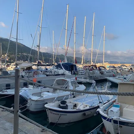 Rosa Bianca - Two-room In The Center 아파트