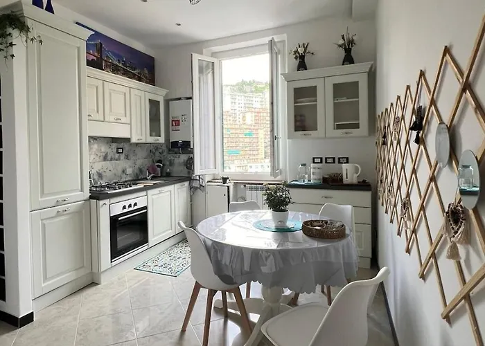 Rosa Bianca - Two-room In The Center 제노바